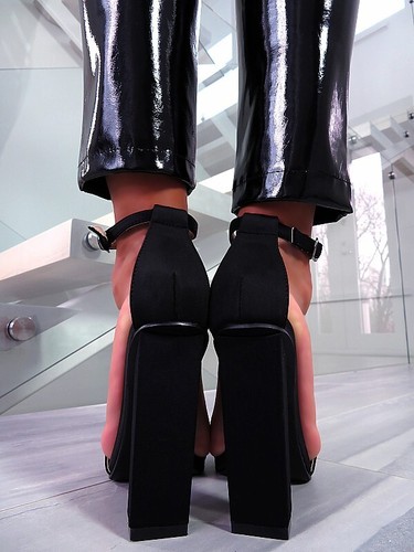 Gogo original high - high, heels